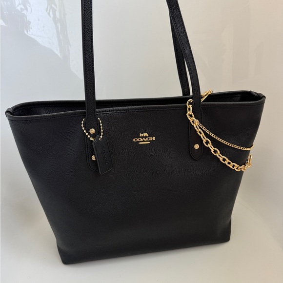 Coach City Zip Black Tote - Picture 1 of 8
